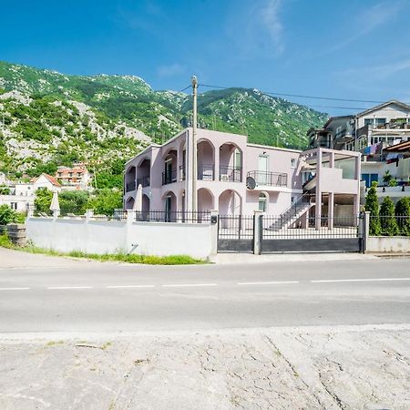 Ferienwohnung Boka Bay 2 Kotor Exterior foto