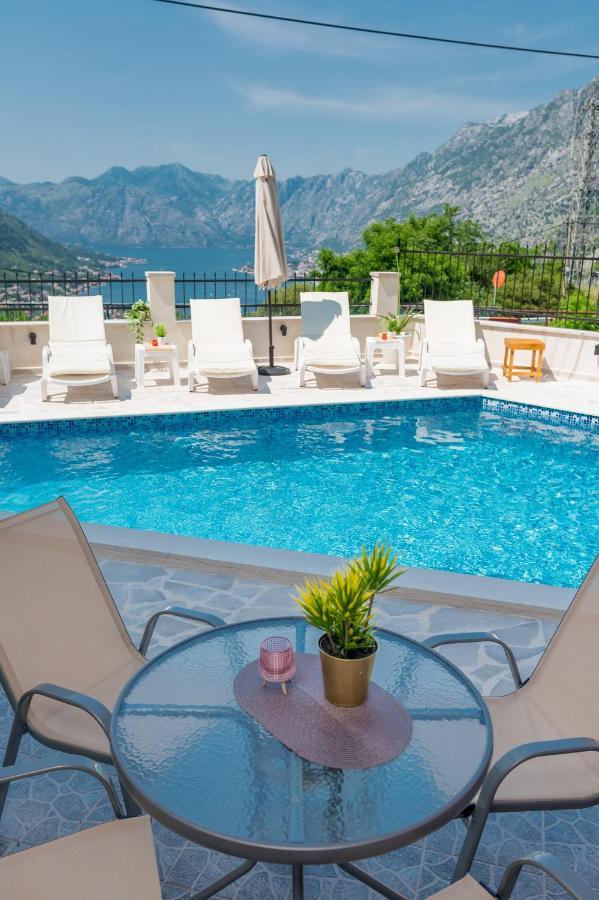 Ferienwohnung Boka Bay 2 Kotor Exterior foto